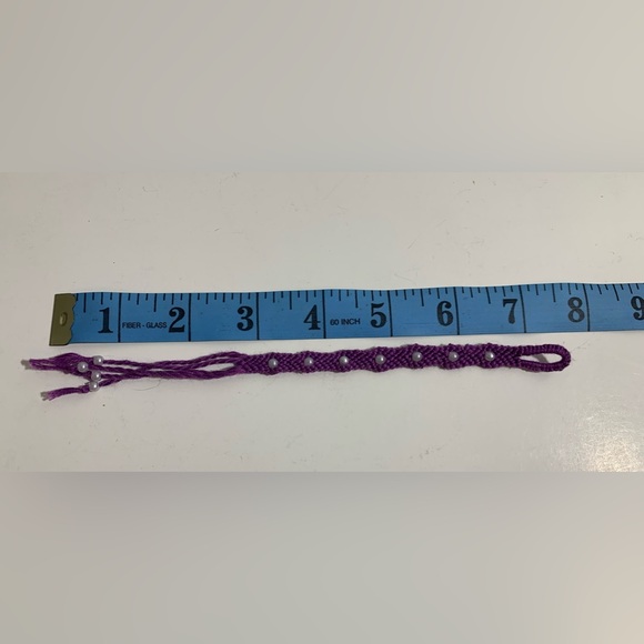 Hand crafted beaded macrame bracelet for little girl - Picture 6 of 6